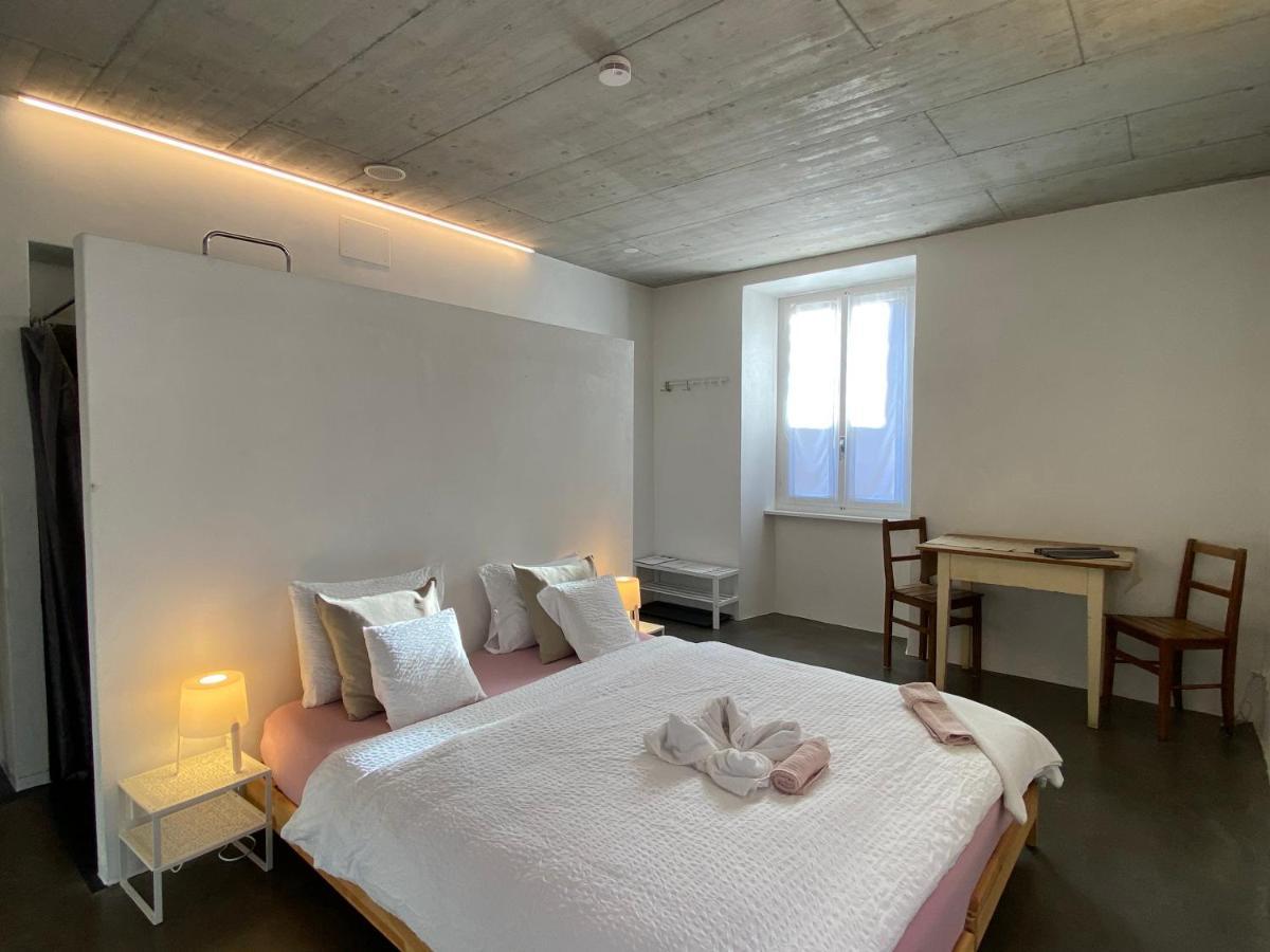 Casa Vino E Birra Aparthotel Osogna ภายนอก รูปภาพ